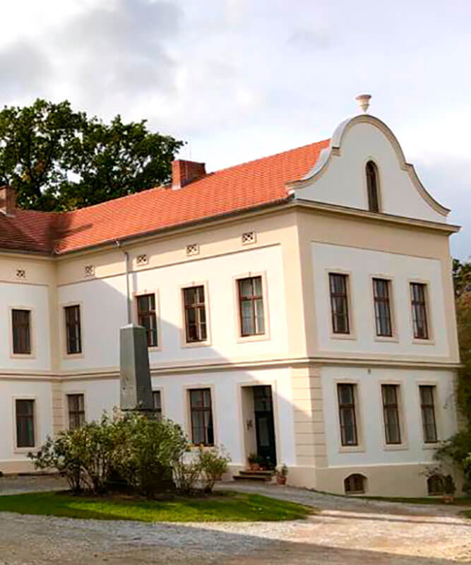SK-Malerwerkstatt - Fassadenanstriche, Denkmalschutz Schloss Karow